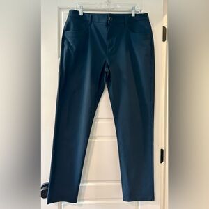 Men’s Vuori Meta Pant in Ink, Size 33